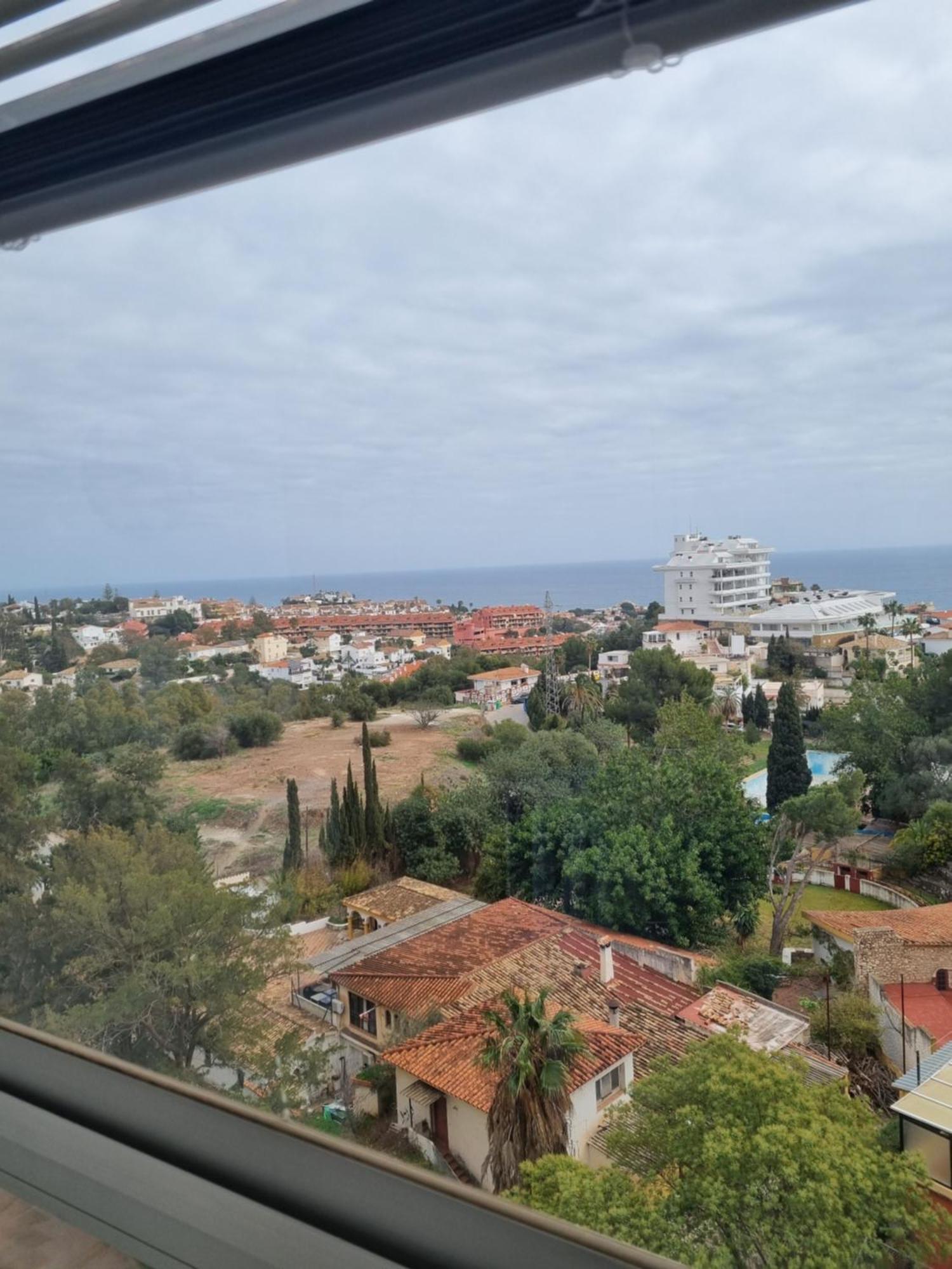 One Bedroom 7Th Floor Apartment With Amazing Views فوينخيرولا المظهر الخارجي الصورة