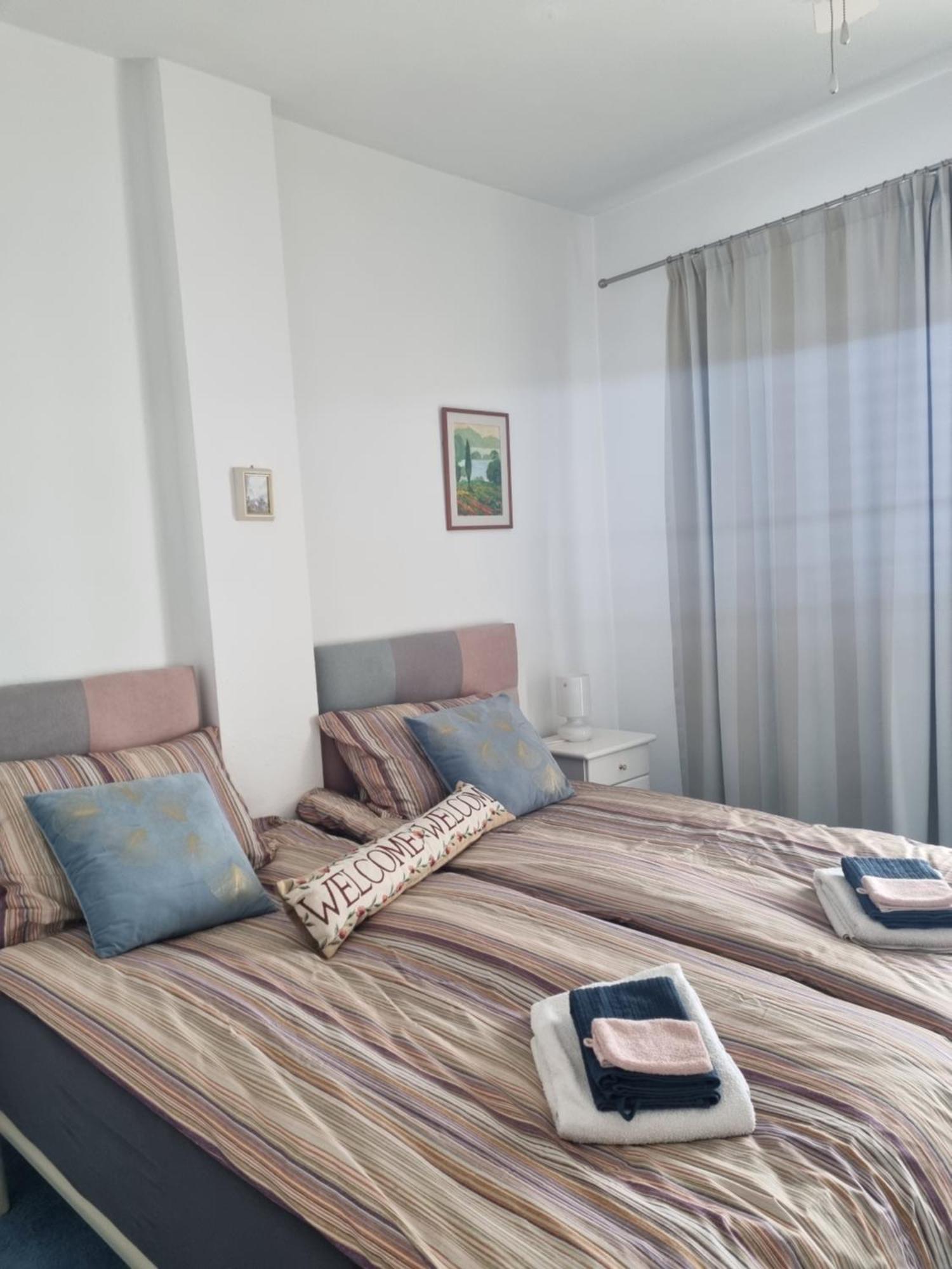 One Bedroom 7Th Floor Apartment With Amazing Views فوينخيرولا المظهر الخارجي الصورة